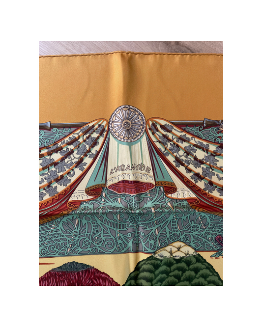 'L'Atlantide' Carré 90 - Paon