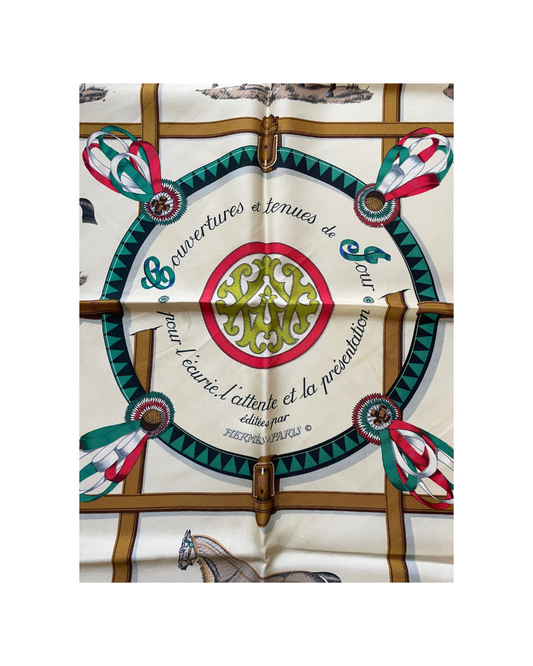 Carré Hermès 90 Couvertures et tenues de jour