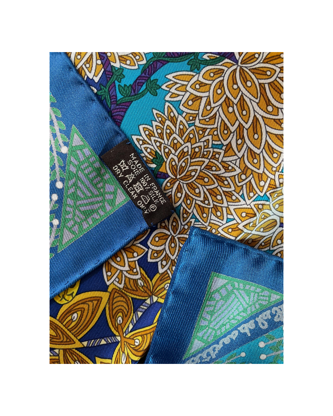 Carré Hermès Paon vintage Annie Faivre roulotté