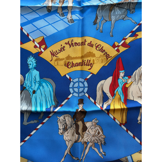 Carré Hermès Musée vivant du Cheval Chantilly Paon vintage Titre 
