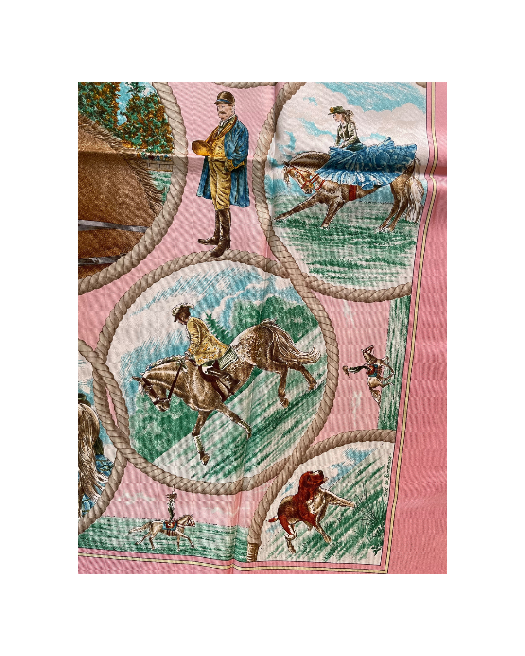 Carré Hermès Vintage Paon Auteuil en mai 