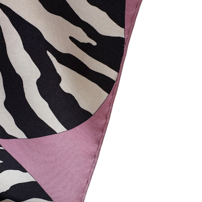 Carré HermèsZebra Pegasus rose pink Alice Shirley roulottés edge